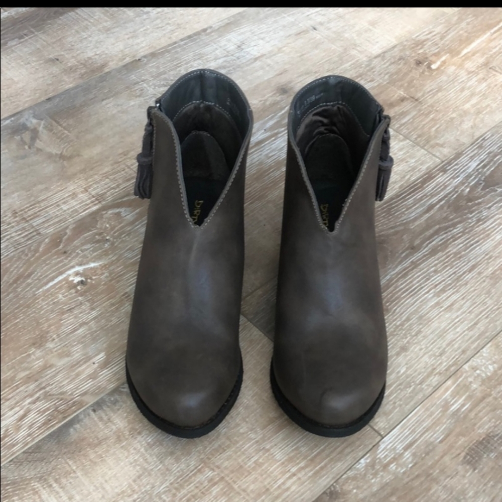 Brand new Dirty Laundry Brown Boot